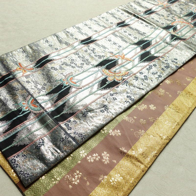 袋帯 六通柄 フォーマル用 正絹 蝶・昆虫柄 箔 金糸 帯 金・銀_画像8