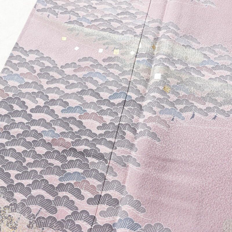 付け下げ 良品 正絹 風景柄 袷仕立て 身丈159.5cm 裄丈65.5cm 箔 一部しつけ糸付き フォーマル 着物 紫・藤色_画像6