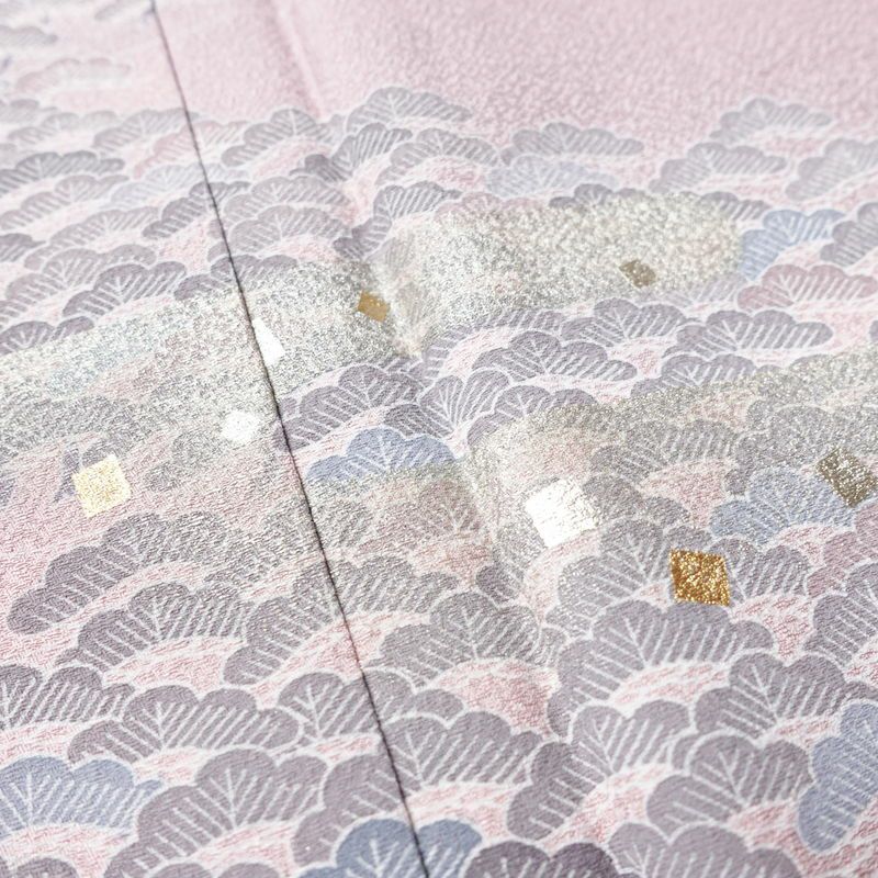 付け下げ 良品 正絹 風景柄 袷仕立て 身丈159.5cm 裄丈65.5cm 箔 一部しつけ糸付き フォーマル 着物 紫・藤色_画像7