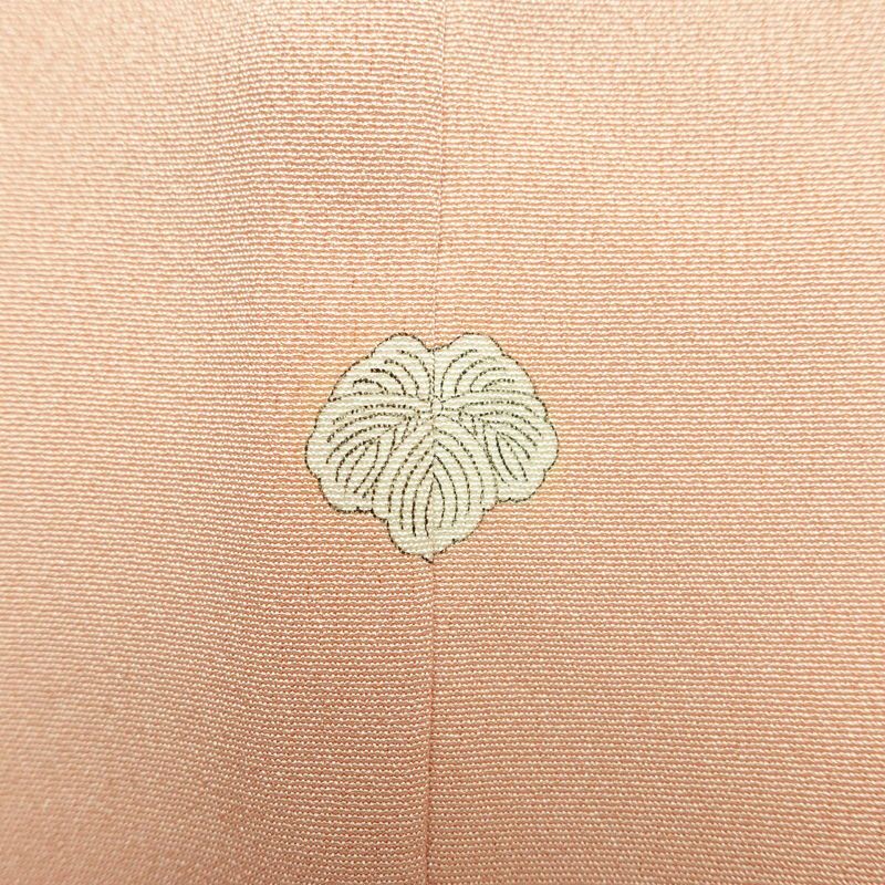 色留袖 良品 三つ紋入り 落款入り 正絹 人物・動物柄 袷仕立て 身丈165.5cm 裄丈66.5cm 箔 金彩 金通し フォーマル 着物 ピンク_画像16