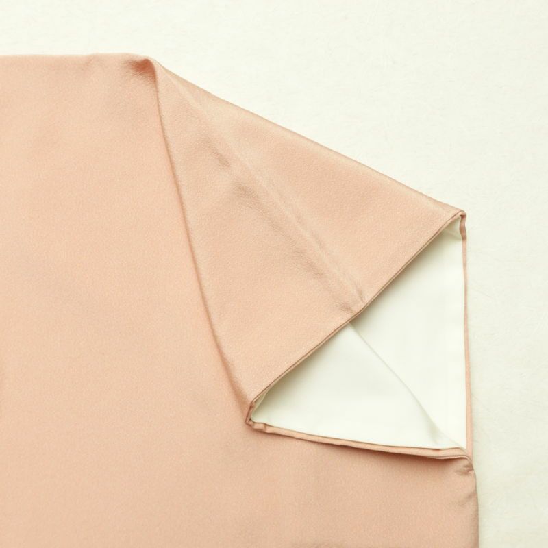 色留袖 良品 三つ紋入り 落款入り 正絹 人物・動物柄 袷仕立て 身丈165.5cm 裄丈66.5cm 箔 金彩 金通し フォーマル 着物 ピンク_画像17