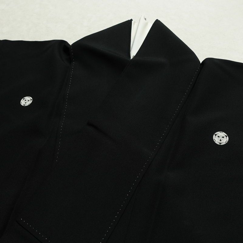 黒留袖 五つ紋付き 金駒刺繍 正絹 古典柄 袷仕立て 身丈164cm 裄丈68cm 箔 金彩 フォーマル 着物 黒_画像15