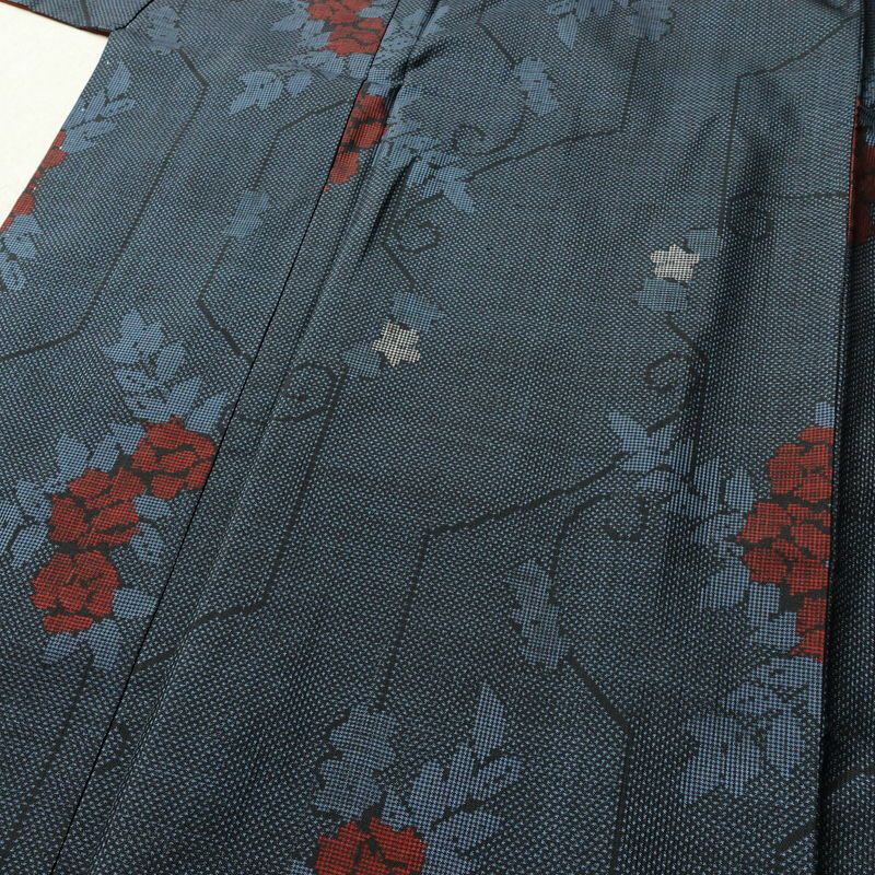 紬 良品 しつけ糸付き 正絹 花柄 袷仕立て 身丈160cm 裄丈64.5cm 着物 青・紺_画像5