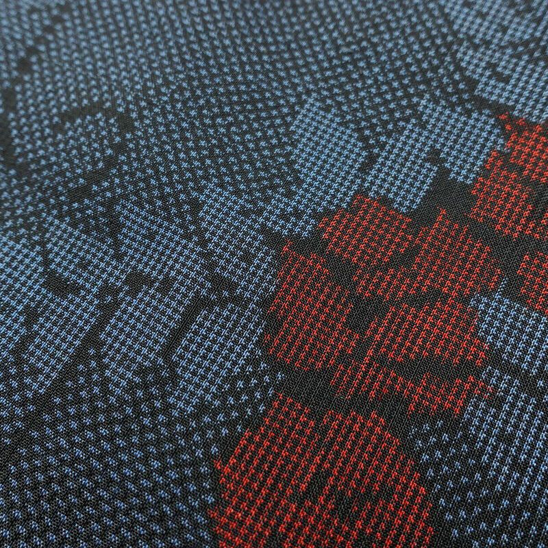 紬 良品 しつけ糸付き 正絹 花柄 袷仕立て 身丈160cm 裄丈64.5cm 着物 青・紺_画像8