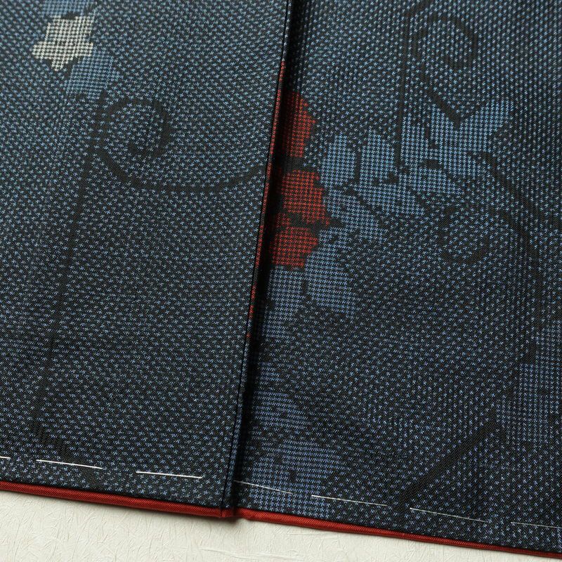 紬 良品 しつけ糸付き 正絹 花柄 袷仕立て 身丈160cm 裄丈64.5cm 着物 青・紺_画像12