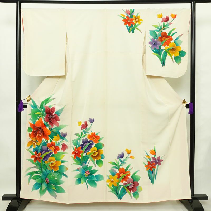 付け下げ しつけ糸付き 正絹 花柄 袷仕立て 身丈158cm 裄丈67.5cm 着物 クリーム_画像1