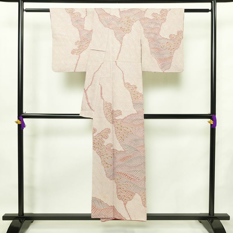 訪問着 絞り 総絞り 正絹 流水・波柄 袷仕立て 身丈152cm 裄丈63.5cm 着物 ピンク_画像2