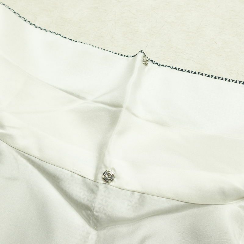 小紋 正絹 古典柄 袷仕立て 身丈156cm 裄丈64cm 着物 黒_画像19