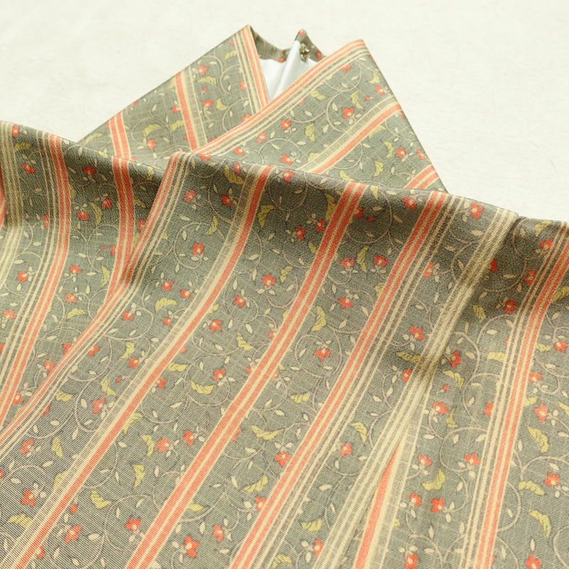 小紋 良品 正絹 縞柄・線柄 袷仕立て 身丈153cm 裄丈66.5cm 着物 緑・うぐいす色_画像16