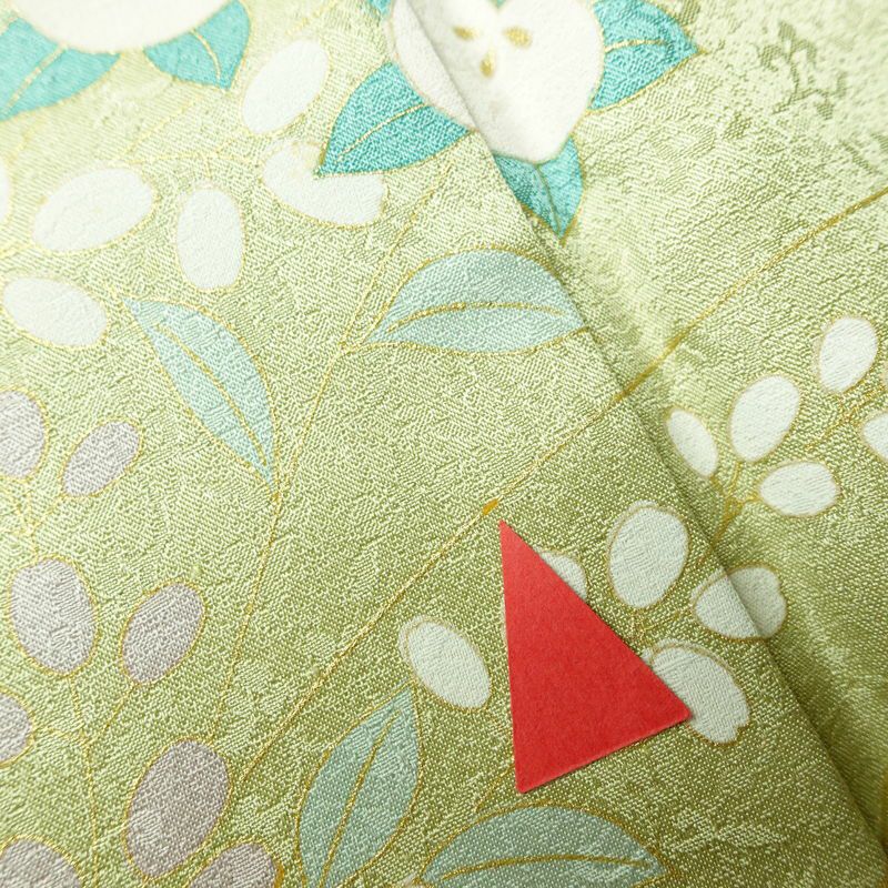 訪問着 良品 正絹 木の葉・植物柄 袷仕立て 身丈158.5cm 裄丈62cm 一部しつけ糸付き 金彩 フォーマル 着物 緑・うぐいす色_画像9