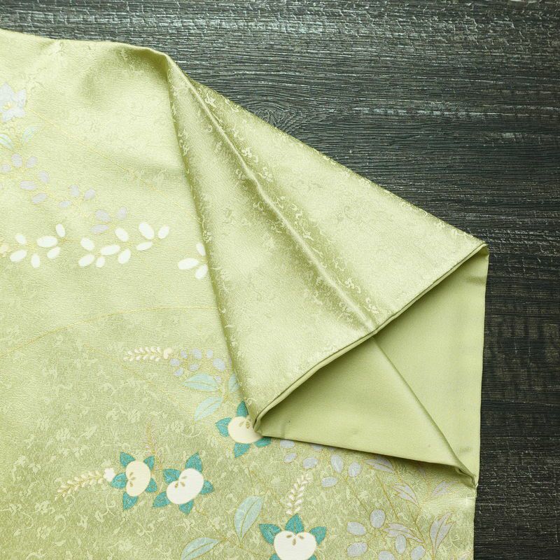 訪問着 良品 正絹 木の葉・植物柄 袷仕立て 身丈158.5cm 裄丈62cm 一部しつけ糸付き 金彩 フォーマル 着物 緑・うぐいす色_画像16