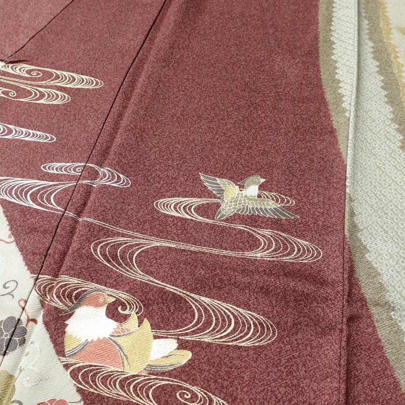 訪問着 良品 しつけ糸付き 正絹 人物・動物柄 袷仕立て 身丈163cm 裄丈65.5cm 箔 金彩 フォーマル 着物 ベージュ_画像5