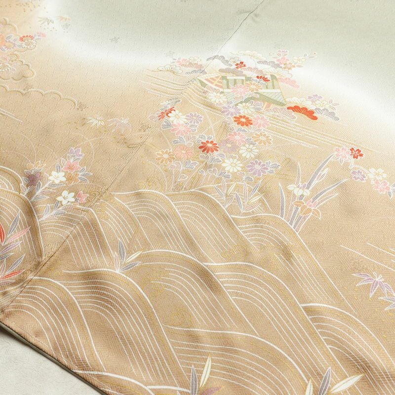 訪問着 良品 しつけ糸付き 金駒刺繍 綸子 正絹 古典柄 袷仕立て 身丈159.5cm 裄丈65.5cm 金彩 フォーマル 着物 緑・うぐいす色_画像12