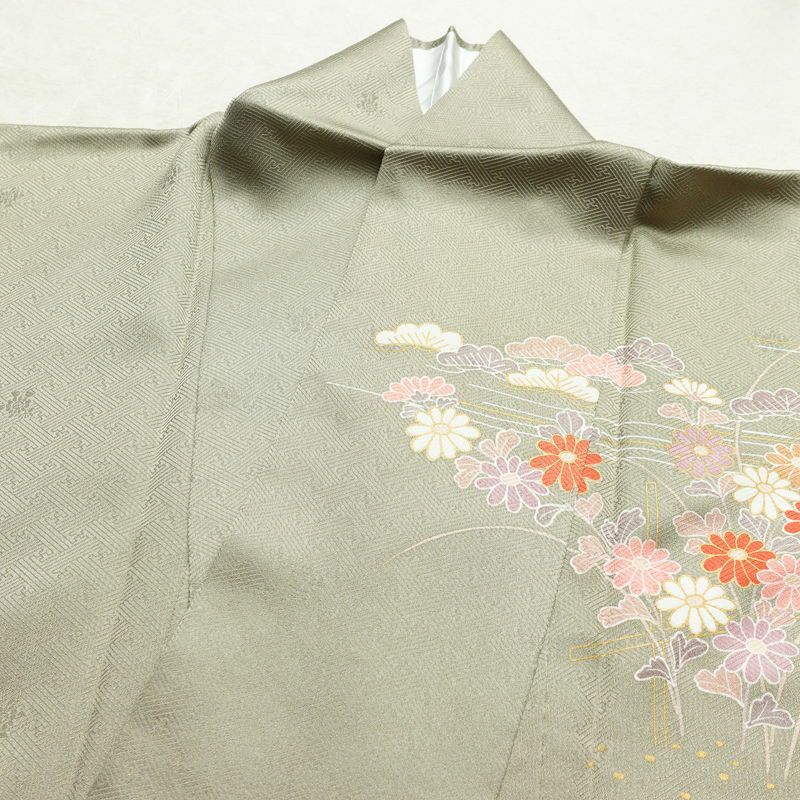 訪問着 良品 しつけ糸付き 金駒刺繍 綸子 正絹 古典柄 袷仕立て 身丈159.5cm 裄丈65.5cm 金彩 フォーマル 着物 緑・うぐいす色_画像16
