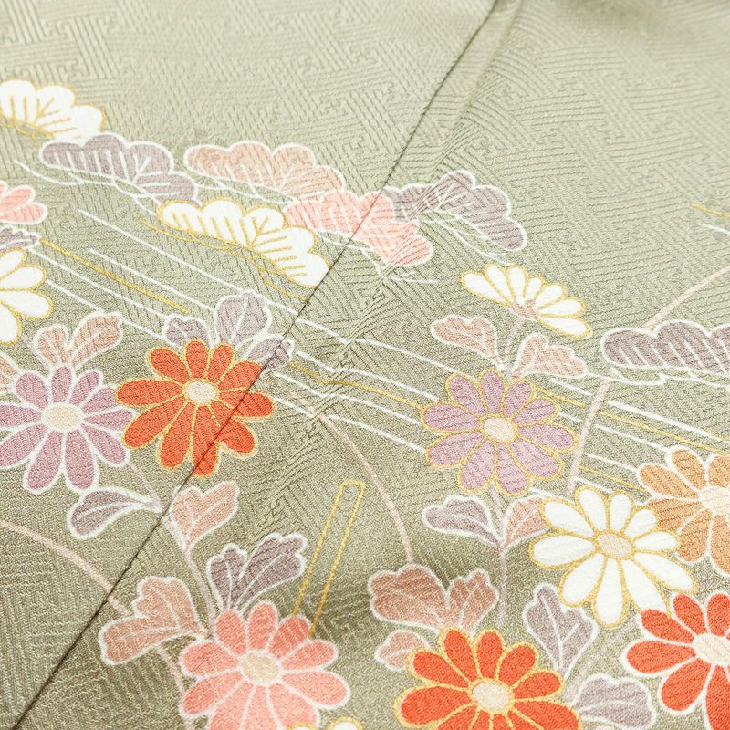 訪問着 良品 しつけ糸付き 金駒刺繍 綸子 正絹 古典柄 袷仕立て 身丈159.5cm 裄丈65.5cm 金彩 フォーマル 着物 緑・うぐいす色_画像17