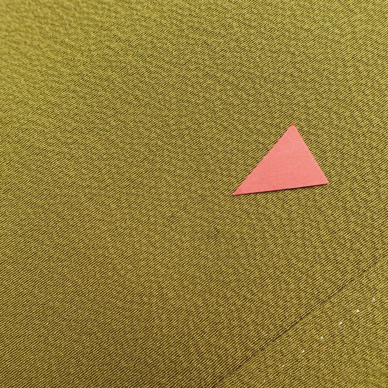 訪問着 辻が花 落款入り 縮緬 絞り 正絹 花柄 袷仕立て 身丈162cm 裄丈67.5cm 着物 緑・うぐいす色_画像12