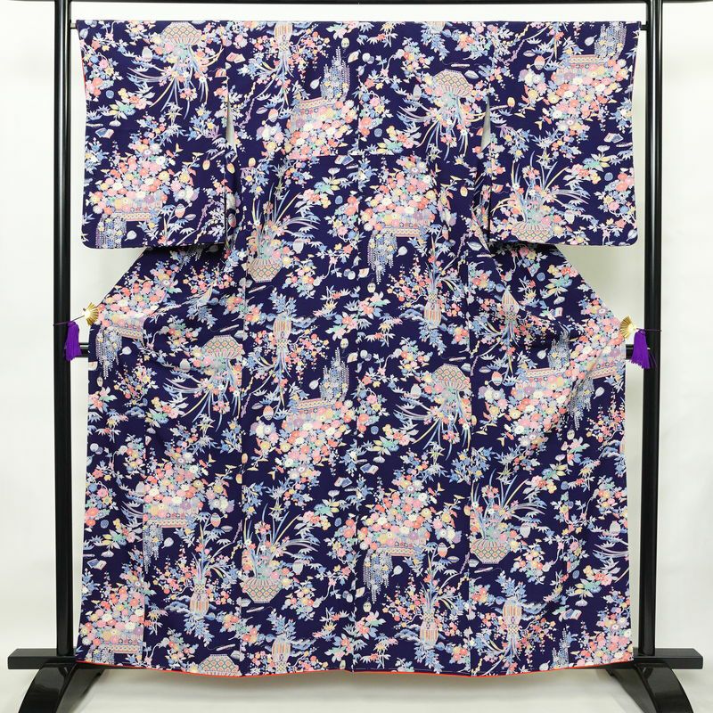 小紋 良品 しつけ糸付き 縮緬 正絹 古典柄 袷仕立て 身丈159.5cm 裄丈66.5cm 着物 青・紺_画像1