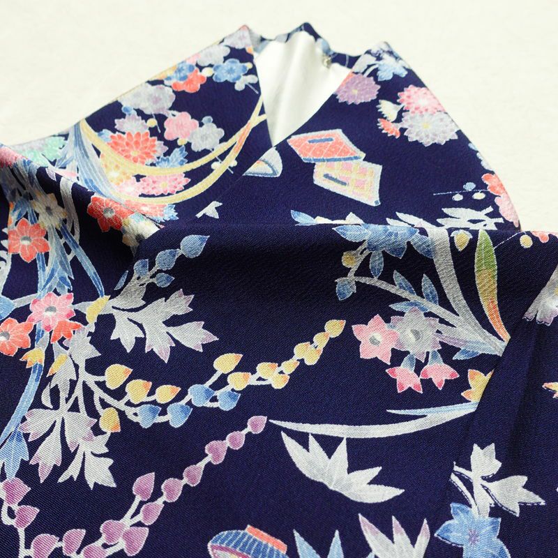 小紋 良品 しつけ糸付き 縮緬 正絹 古典柄 袷仕立て 身丈159.5cm 裄丈66.5cm 着物 青・紺_画像17