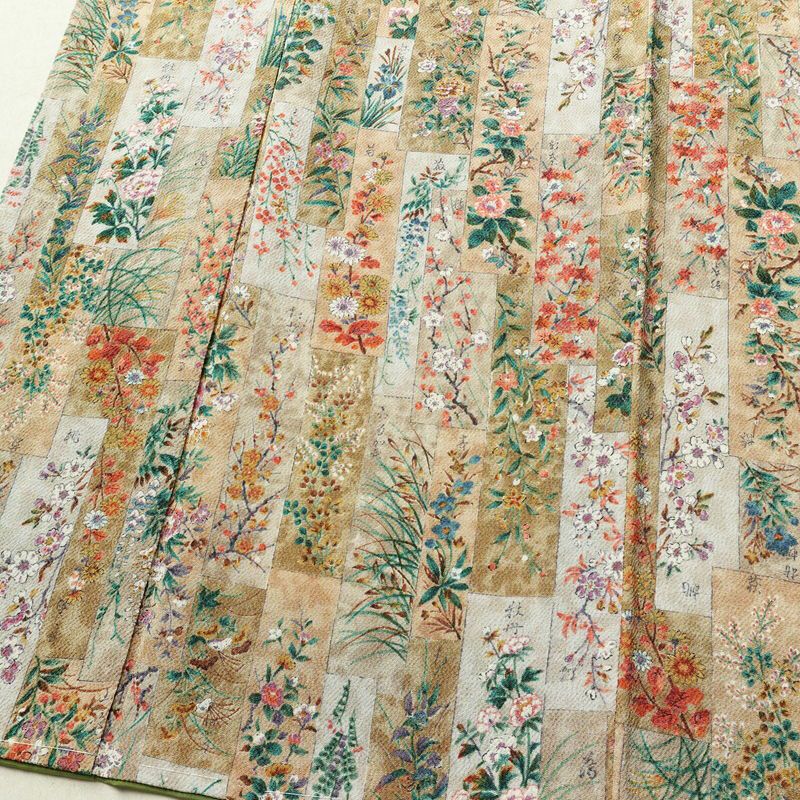 小紋 美品 しつけ糸付き 縮緬 正絹 木の葉・植物柄 袷仕立て 身丈161cm 裄丈66cm 着物 ベージュ_画像4