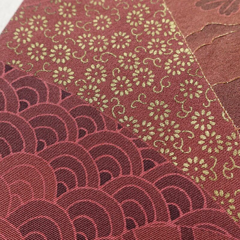 色留袖 一つ紋付き 正絹 古典柄 袷仕立て 身丈158cm 裄丈65cm 箔 刺繍 共八掛 金彩 フォーマル 着物 ピンク_画像9