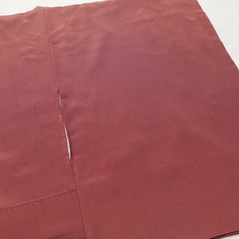 色留袖 一つ紋付き 正絹 古典柄 袷仕立て 身丈158cm 裄丈65cm 箔 刺繍 共八掛 金彩 フォーマル 着物 ピンク_画像14