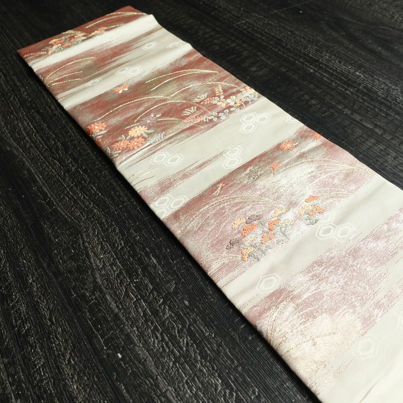 名古屋帯 六通柄 良品 正絹 花柄 名古屋仕立て 箔 金糸 帯 白_画像16