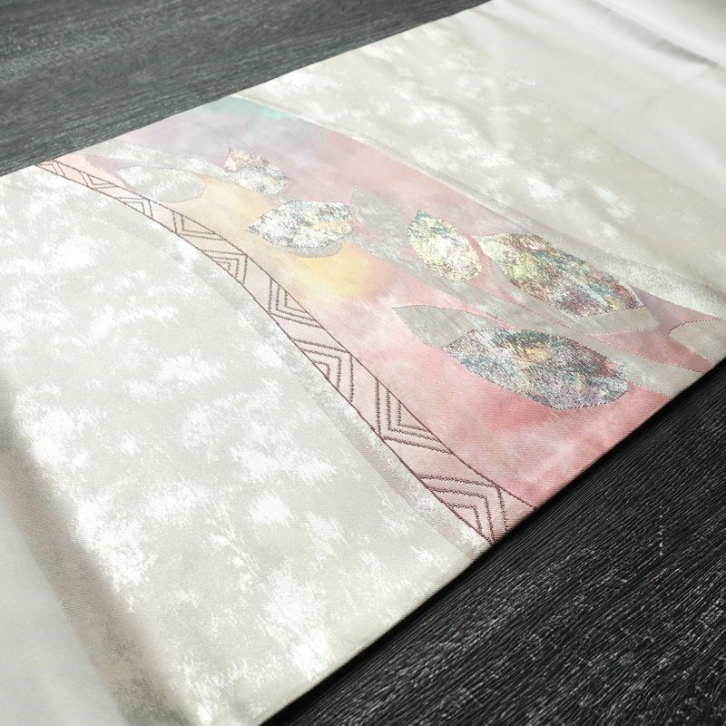 名古屋帯 太鼓柄 良品 正絹 木の葉・植物柄 名古屋仕立て 箔 帯 グレー_画像10