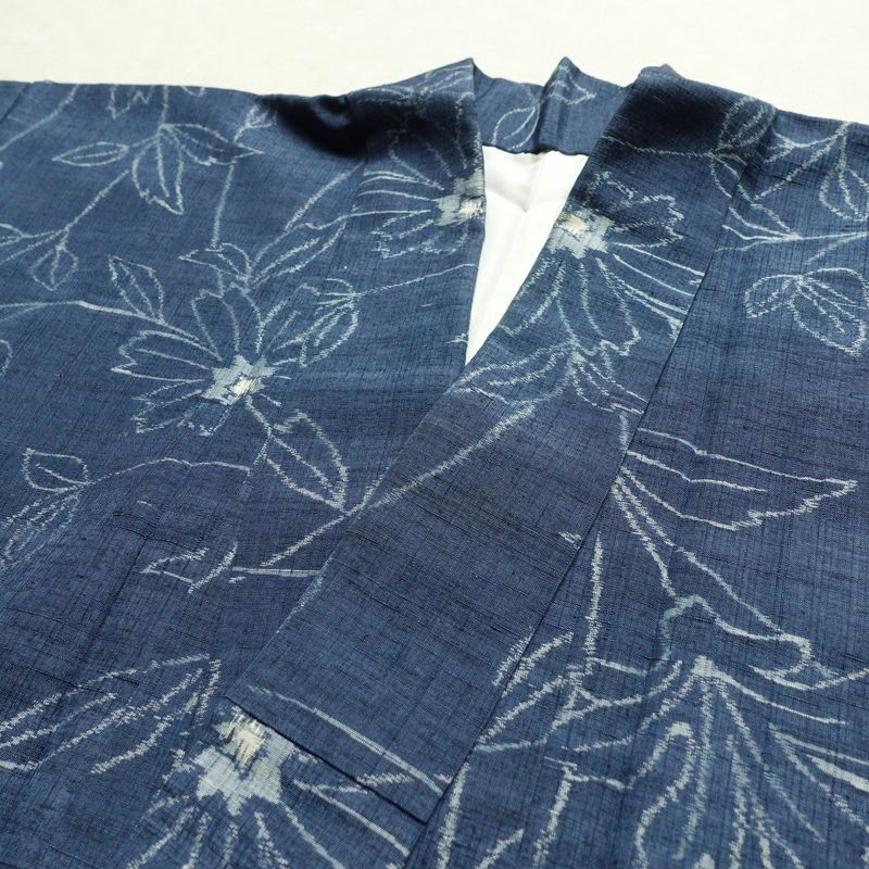 紬 良品 正絹 花柄 袷仕立て 身丈155.5cm 裄丈63cm 着物 青・紺_画像16