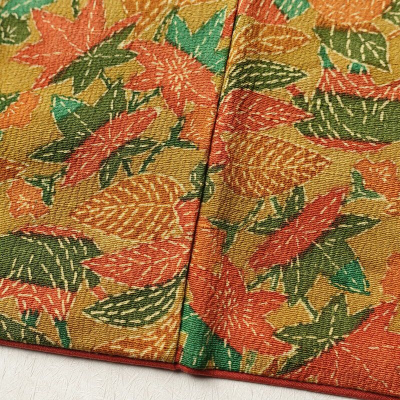 小紋 縮緬 総柄 正絹 木の葉・植物柄 袷仕立て 身丈151.5cm 裄丈63cm 着物 黄・黄土色_画像10