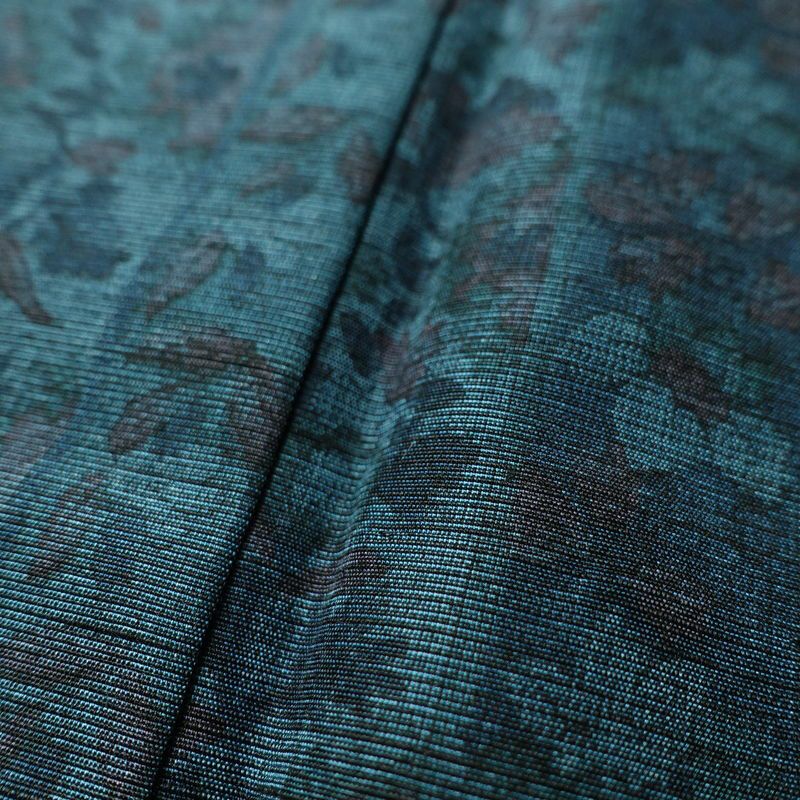 単衣 紬 良品 正絹 花柄 単衣仕立て 胴抜き 身丈161cm 裄丈65cm 一部しつけ糸付き 着物 青・紺_画像9