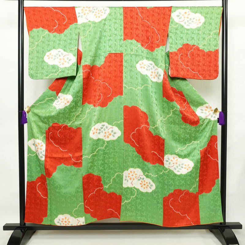 小紋 絞り 正絹 雲柄 袷仕立て 身丈155cm 裄丈68cm 一部しつけ糸付き 着物 多色使い_画像1