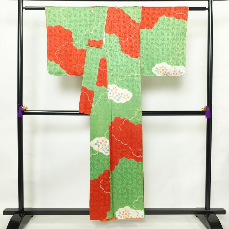 小紋 絞り 正絹 雲柄 袷仕立て 身丈155cm 裄丈68cm 一部しつけ糸付き 着物 多色使い_画像2