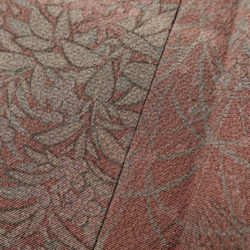 小紋 縮緬 正絹 人物・動物柄 袷仕立て 身丈159cm 裄丈64cm 着物 ピンク_画像9