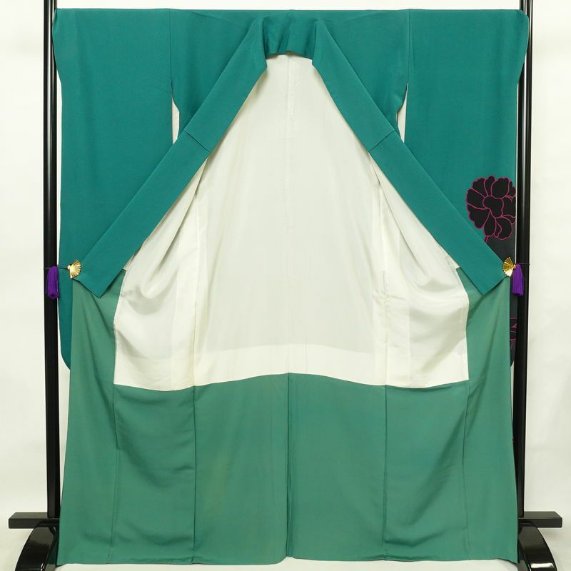 振袖 落款入り 草野一騎 縮緬 正絹 花柄 袷仕立て 身丈168cm 裄丈70.5cm フォーマル 二十歳 着物 緑・うぐいす色_画像3