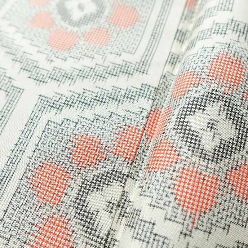 紬 しつけ糸付き 正絹 亀甲柄 袷仕立て 身丈163.5cm 裄丈65.5cm 着物 多色使い_画像9