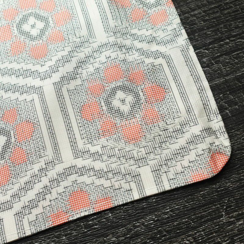 紬 しつけ糸付き 正絹 亀甲柄 袷仕立て 身丈163.5cm 裄丈65.5cm 着物 多色使い_画像15