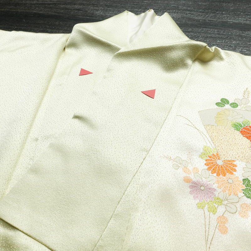 付け下げ 金駒刺繍 正絹 古典柄 袷仕立て 身丈167.5cm 裄丈65.5cm 箔 刺繍 金彩 フォーマル 着物 緑・うぐいす色_画像14