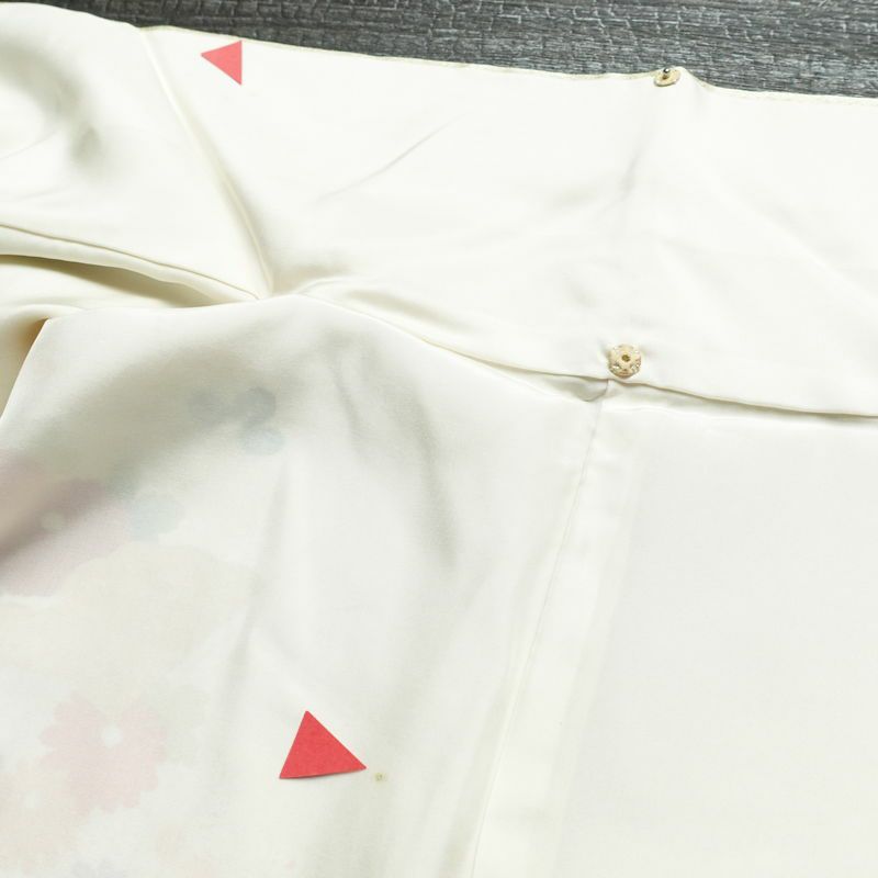 付け下げ 金駒刺繍 正絹 古典柄 袷仕立て 身丈167.5cm 裄丈65.5cm 箔 刺繍 金彩 フォーマル 着物 緑・うぐいす色_画像18