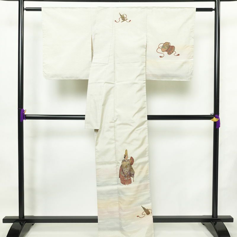 付け下げ 正絹 人物・動物柄 袷仕立て 身丈165.5cm 裄丈67cm 共八掛 金彩 フォーマル 着物 白_画像2