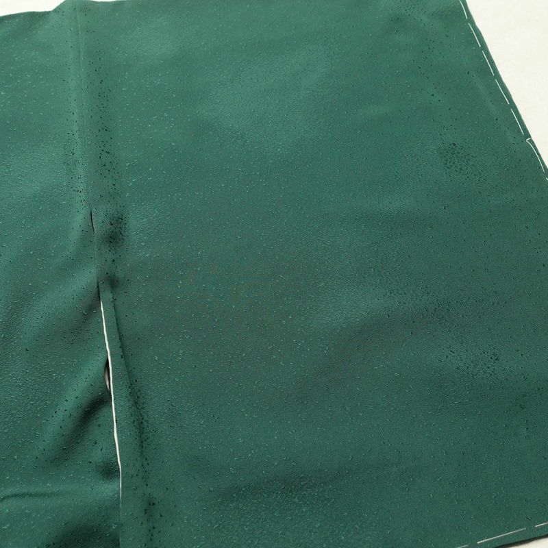 色無地 しつけ糸付き 一つ紋付き 正絹 その他の柄 袷仕立て 身丈161cm 裄丈67cm フォーマル 着物 緑・うぐいす色_画像13