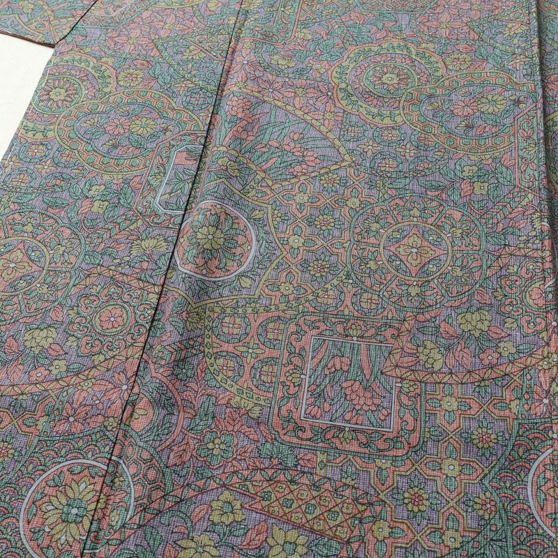 小紋 しつけ糸付き 紬地 正絹 木の葉・植物柄 袷仕立て 身丈159cm 裄丈65.5cm 着物 多色使い_画像5