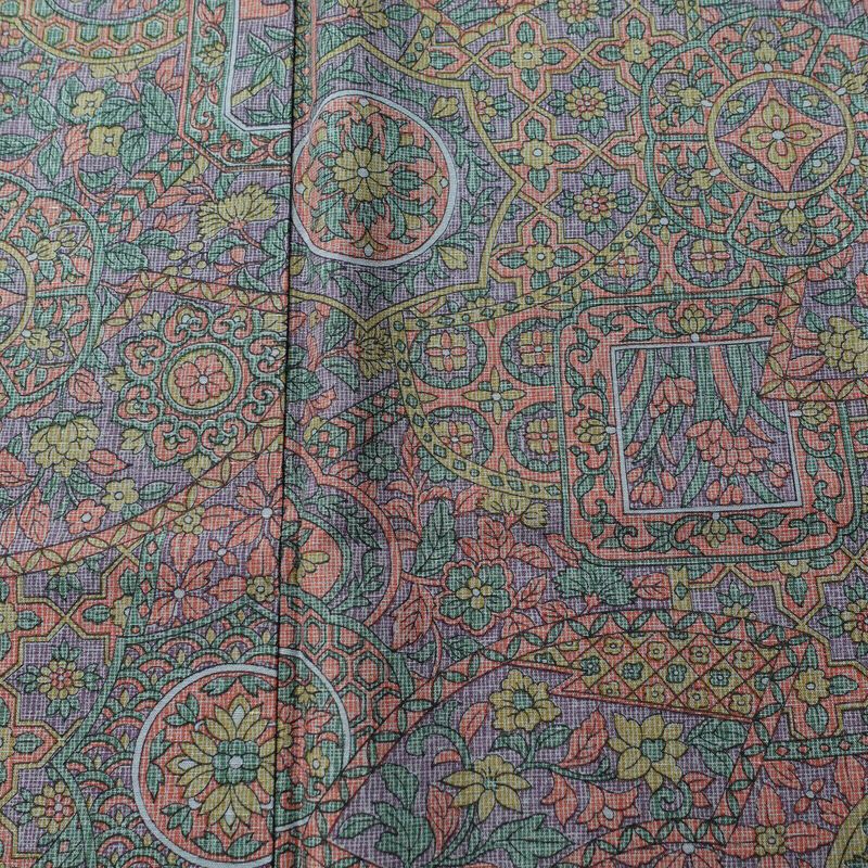 小紋 しつけ糸付き 紬地 正絹 木の葉・植物柄 袷仕立て 身丈159cm 裄丈65.5cm 着物 多色使い_画像6