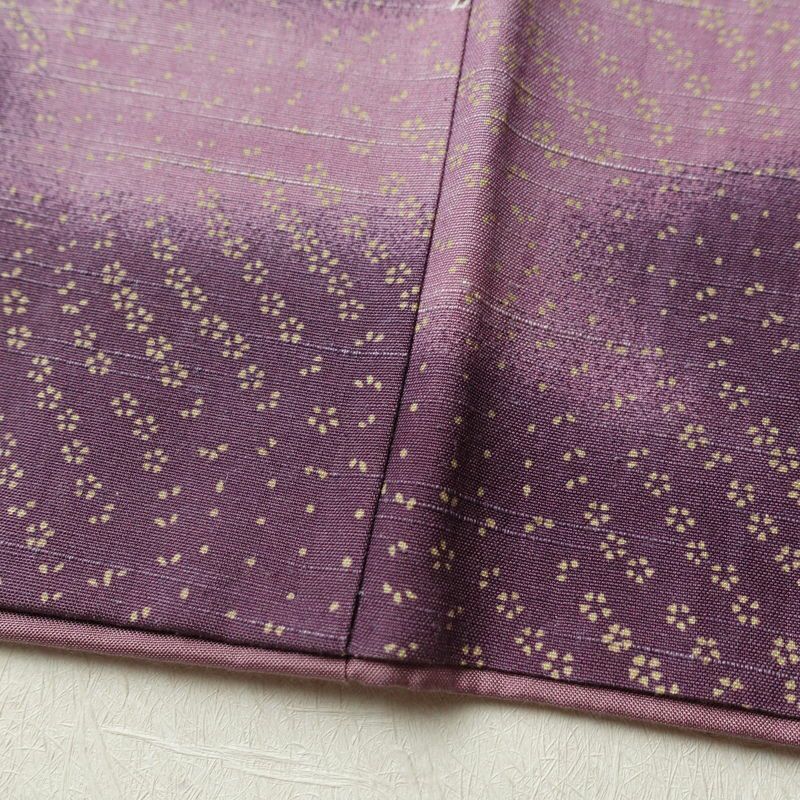 小紋 紬地 正絹 花柄 袷仕立て 身丈161.5cm 裄丈67cm 着物 紫・藤色_画像12