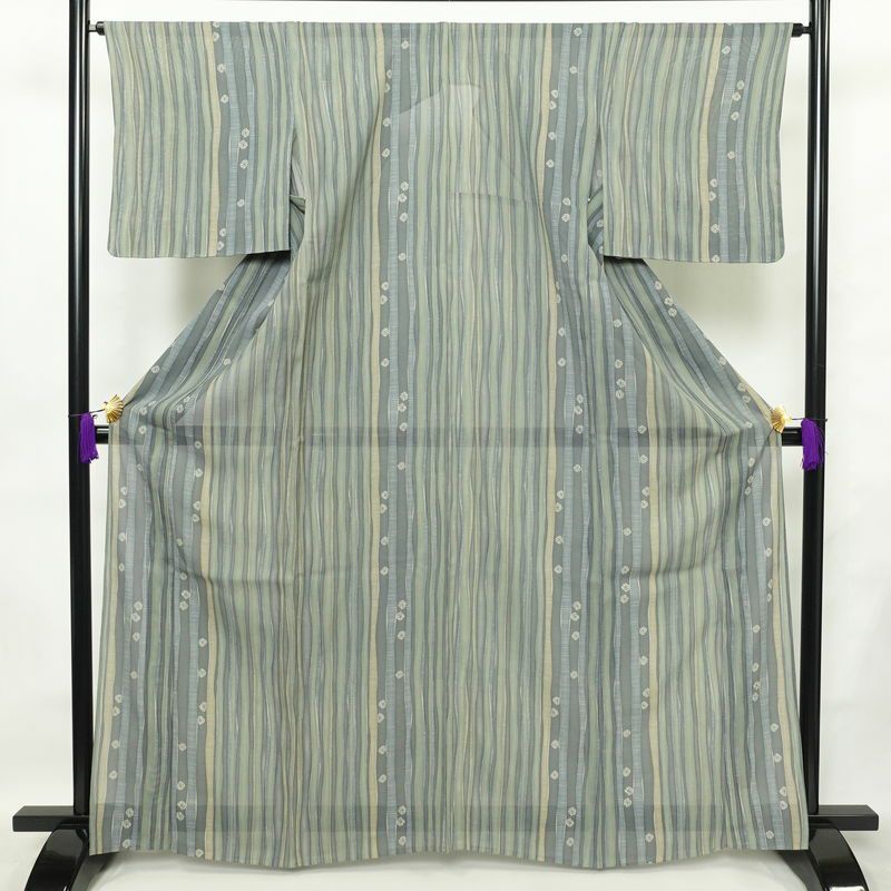 盛夏 小紋 夏用 正絹 縞柄・線柄 単衣仕立て 身丈165cm 裄丈65cm 一部しつけ糸付き 着物 緑・うぐいす色_画像1