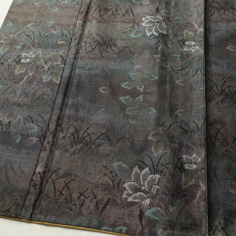 大島紬 証紙なし 正絹 木の葉・植物柄 袷仕立て 身丈155cm 裄丈64cm 着物 多色使い_画像4