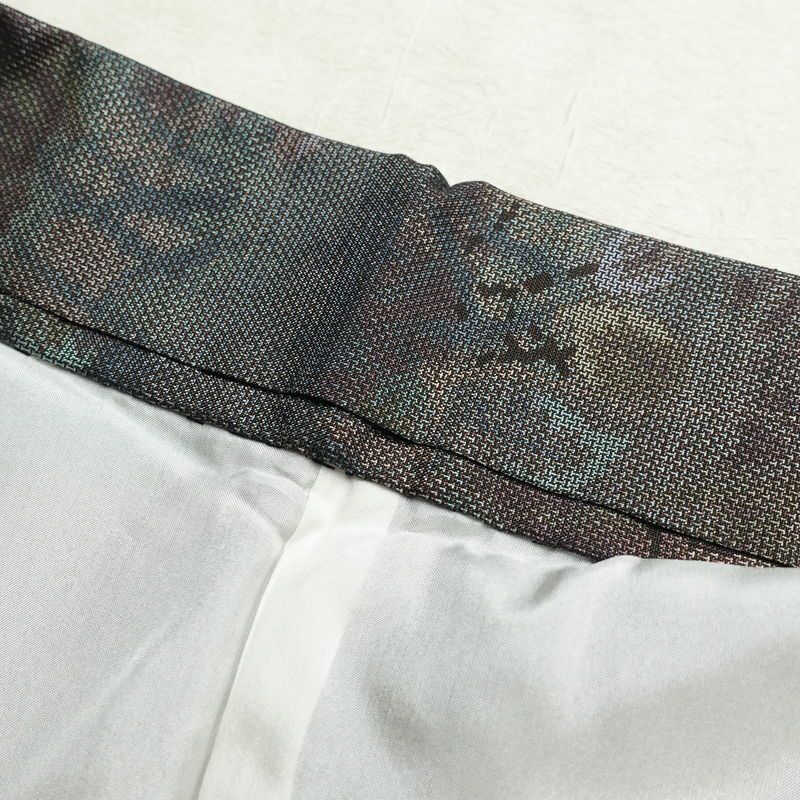 大島紬 証紙なし 正絹 木の葉・植物柄 袷仕立て 身丈155cm 裄丈64cm 着物 多色使い_画像19