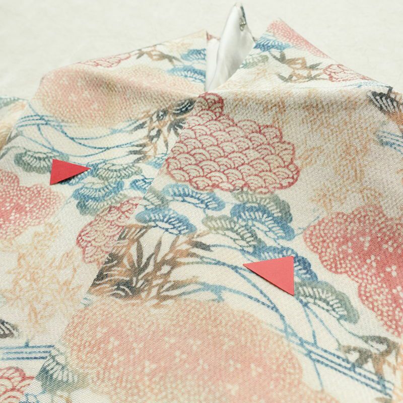 小紋 縮緬 正絹 古典柄 袷仕立て 身丈154cm 裄丈66.5cm 着物 クリーム_画像16