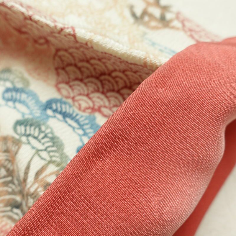 小紋 縮緬 正絹 古典柄 袷仕立て 身丈154cm 裄丈66.5cm 着物 クリーム_画像20