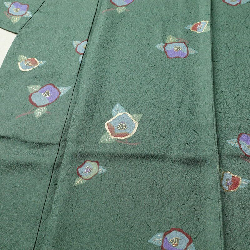 小紋 正絹 花柄 袷仕立て 身丈157cm 裄丈67cm 箔 着物 緑・うぐいす色_画像5
