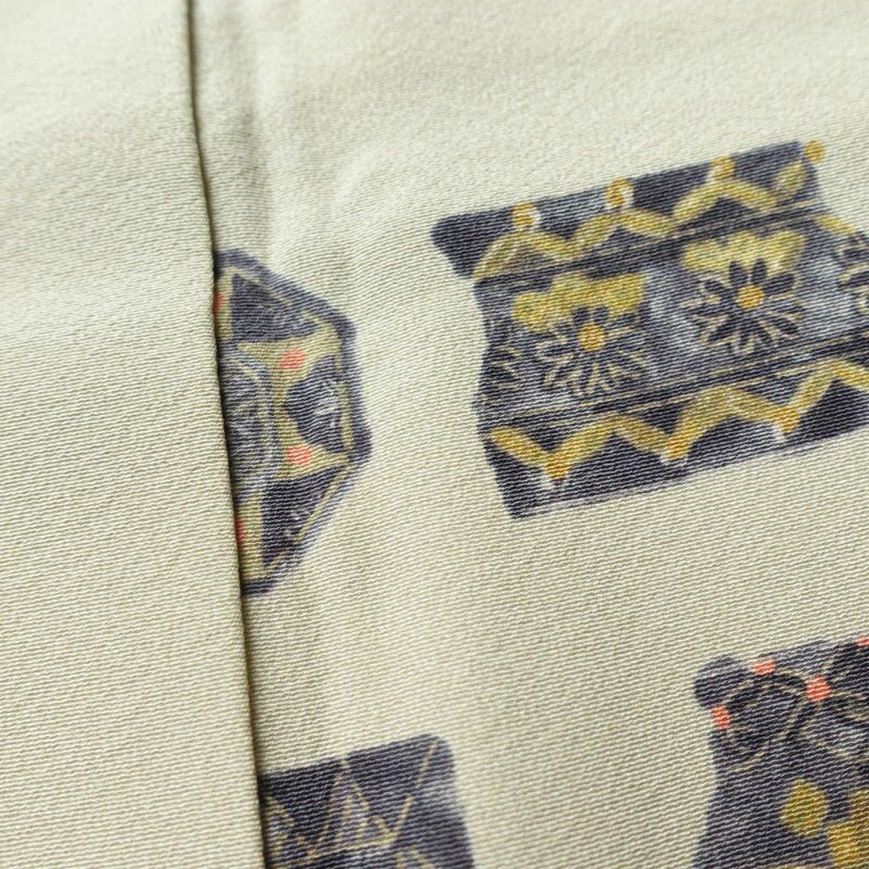 小紋 縮緬 正絹 幾何学柄・抽象柄 袷仕立て 身丈165cm 裄丈66cm 着物 グレー_画像8